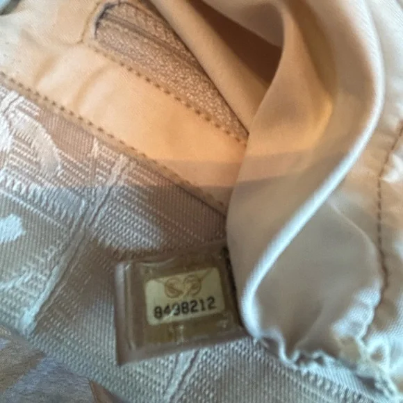 Authentic Chanel New Travel Line MM Tote Bag in Classic Beige - Picture 12 of 14